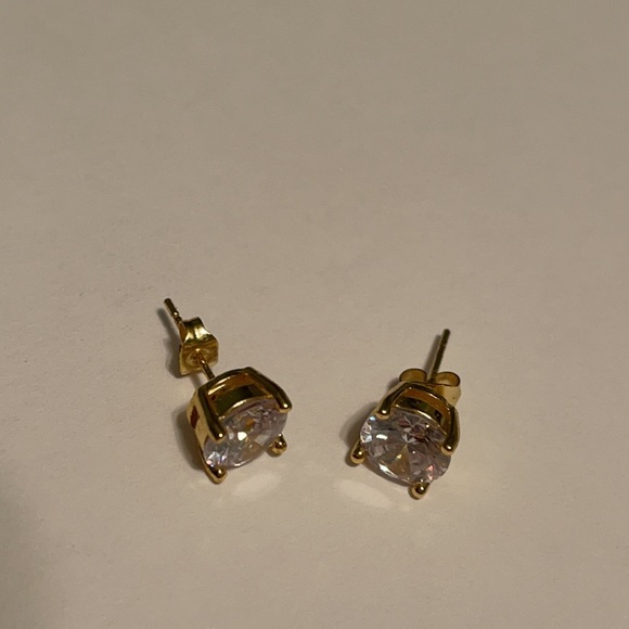 NWOT 10K Yellow Gold Created White Sapphire 4 Carat Round Stud Earrings Plated - Picture 9 of 13